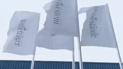 Sofort auf Messen auffallen – mit Flaggen!